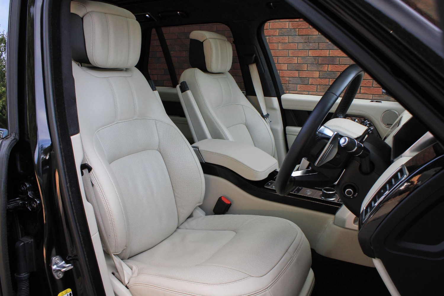 Used Land Rover Range Rover 2020 for sale - 76701976: Photo 4