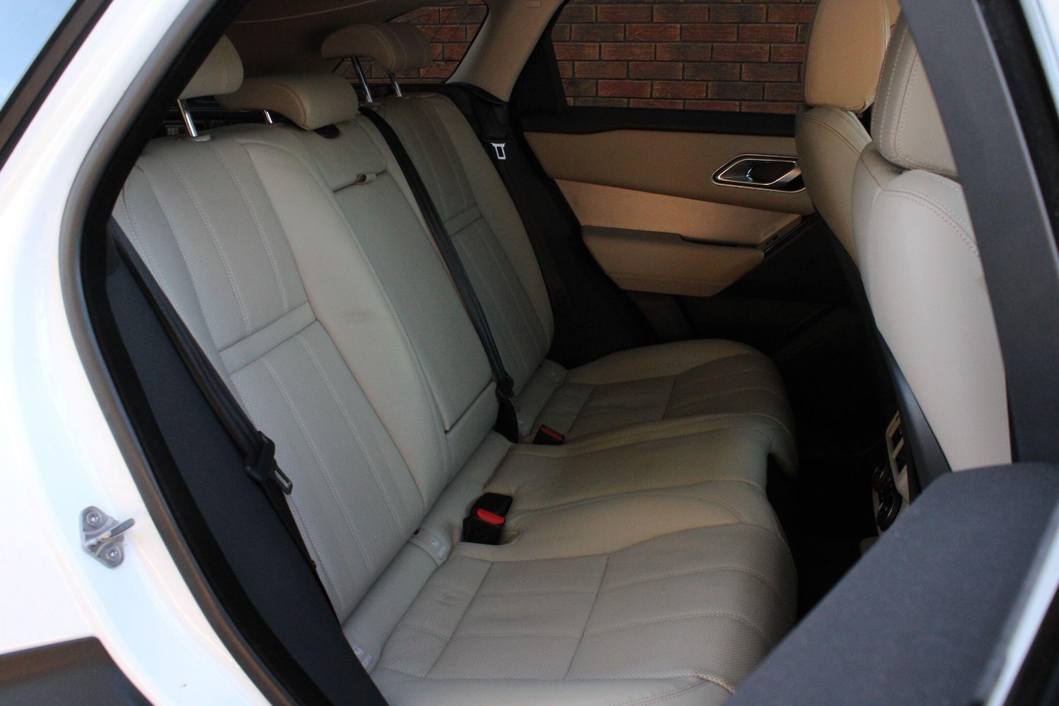 Used Land Rover Range Rover Velar for sale - 77737127: Photo 11