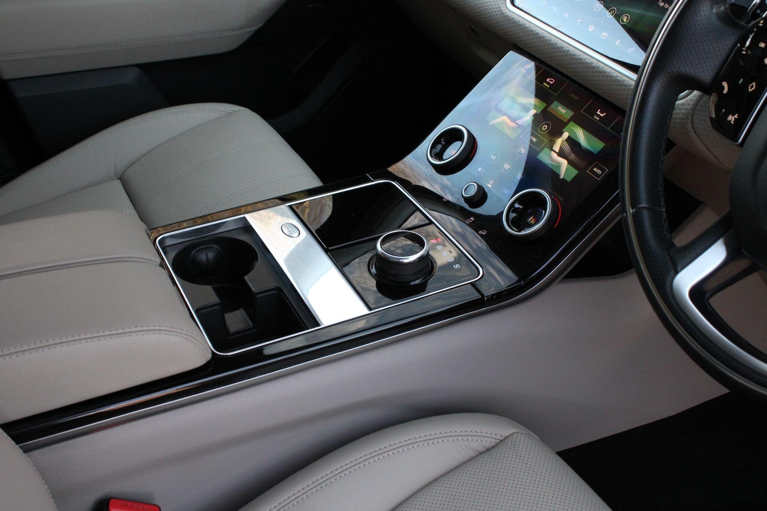 Used Land Rover Range Rover Velar for sale - 77737127: Photo 24