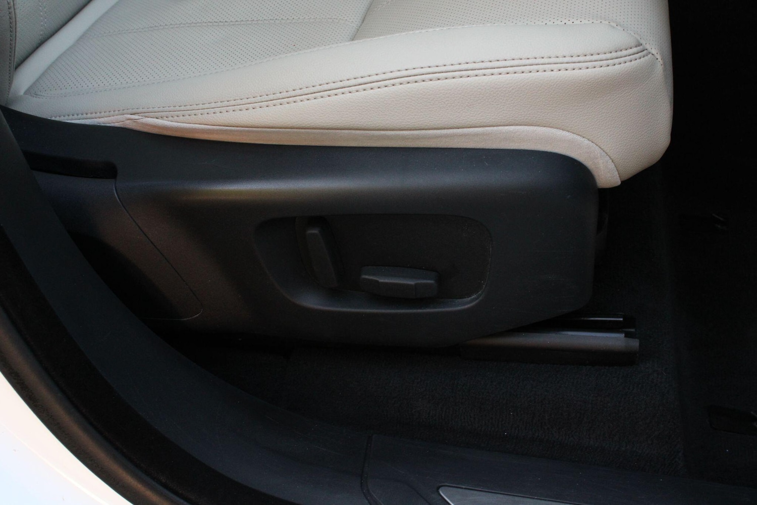 Used Land Rover Range Rover Velar for sale - 77737127: Photo 34