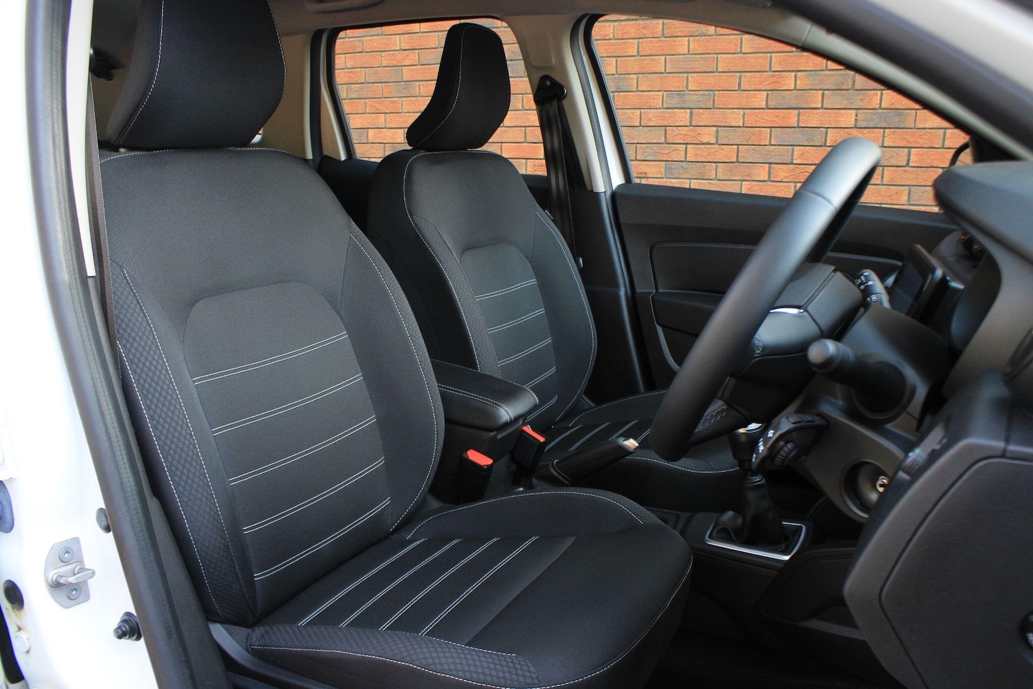 Used Dacia Duster 2021 for sale - 76992361: Photo 4