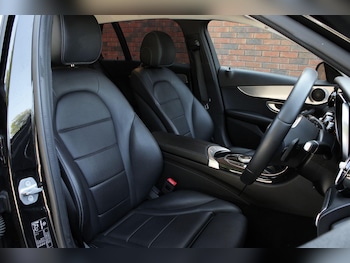 Used Mercedes-Benz C Class 2019 for sale - 79212947: Photo