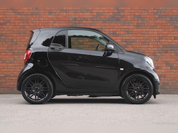 Used smart fortwo 2017 for sale - 79712419: Photo