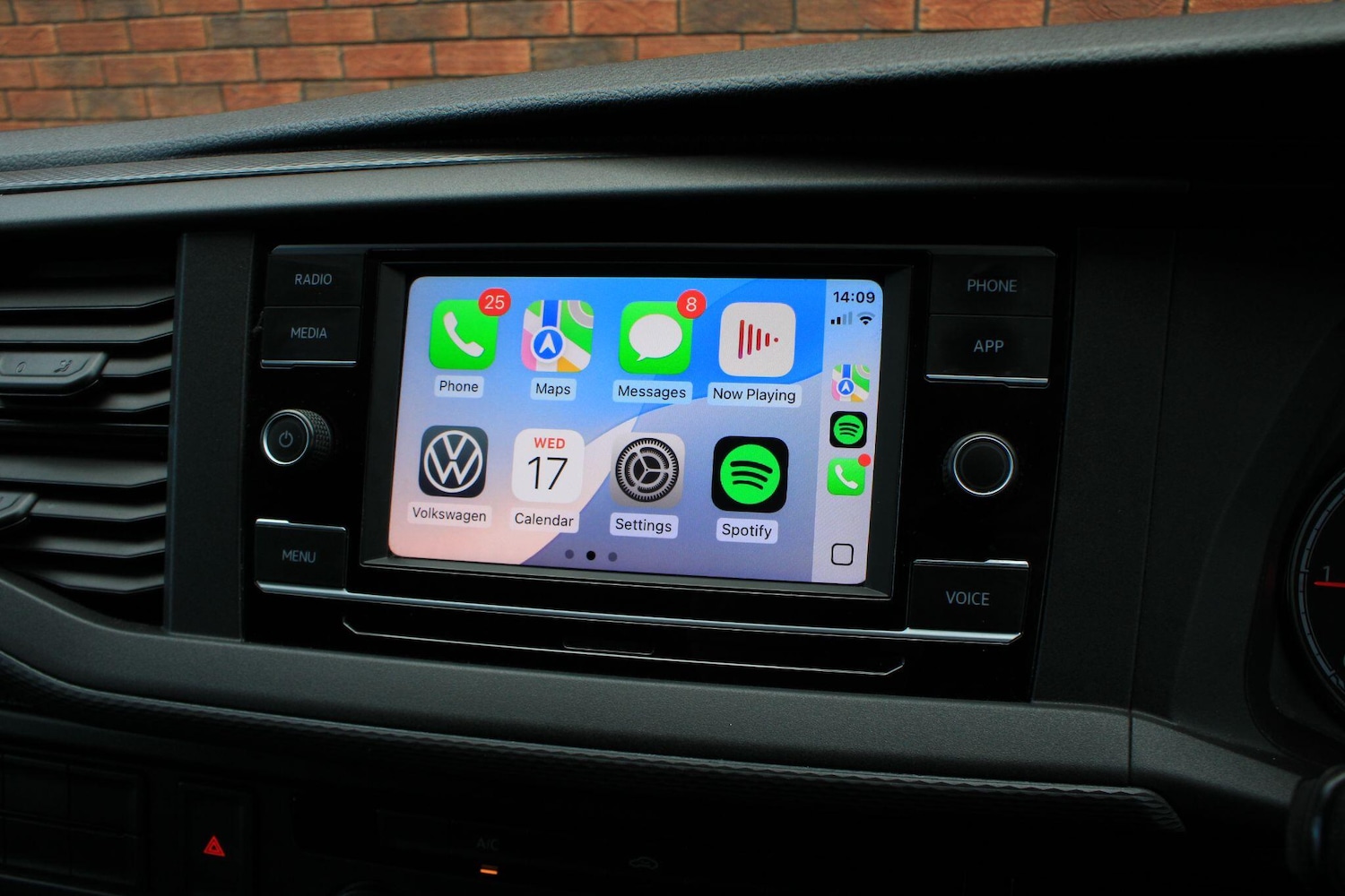 Used Volkswagen Transporter 2022 for sale - 76994982: Photo 6