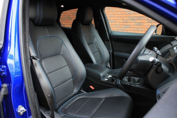 Used Jaguar E-Pace 2019 for sale - 75657378: Photo 4