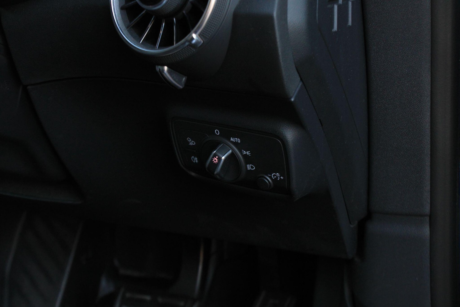 Used Audi TT 2015 for sale - 77016679: Photo 36