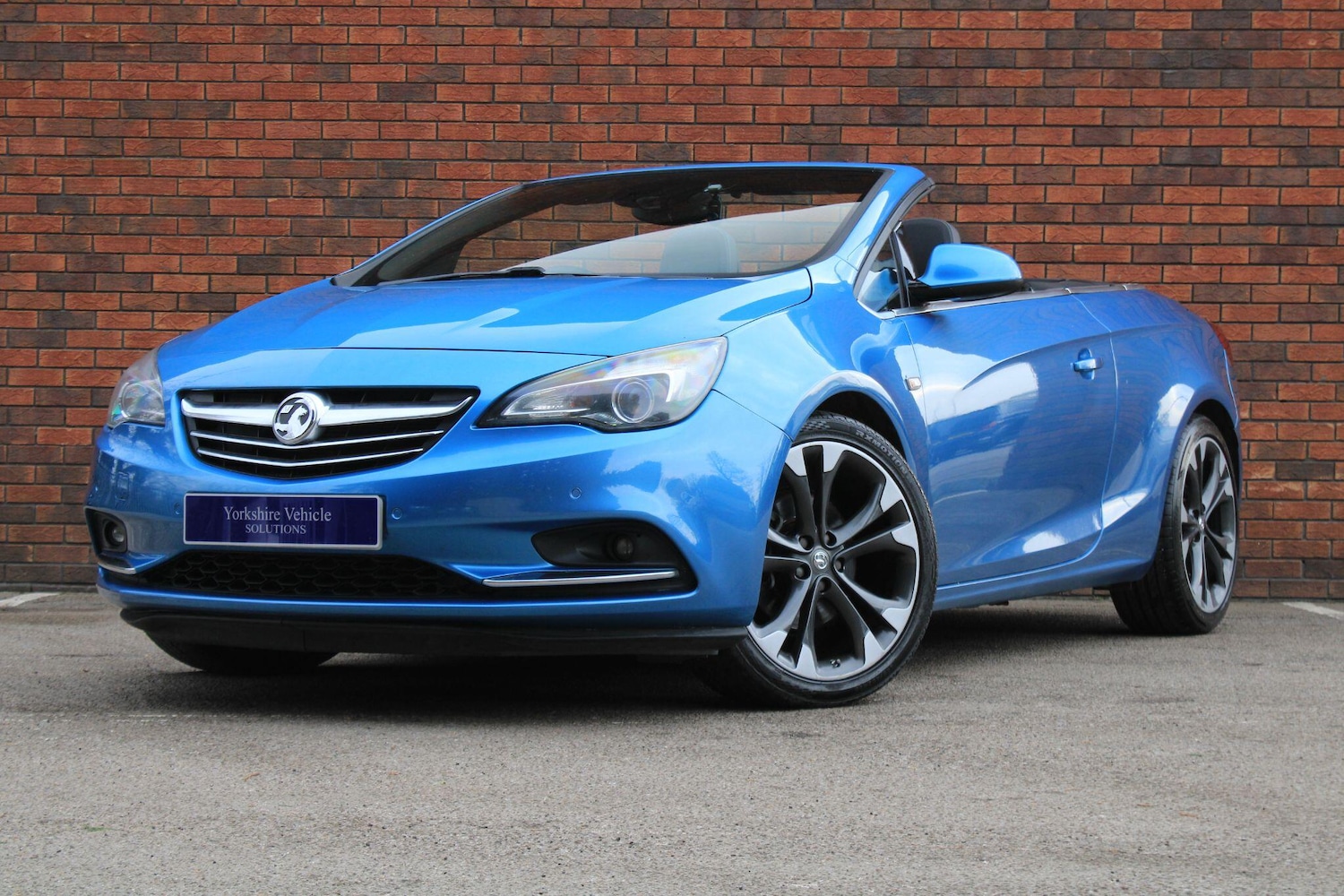 Used Vauxhall Cascada 2016 for sale - 77040558: Photo 13
