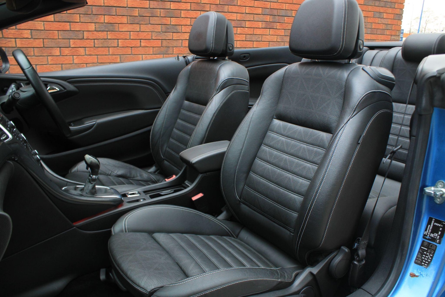 Used Vauxhall Cascada 2016 for sale - 77040558: Photo 16