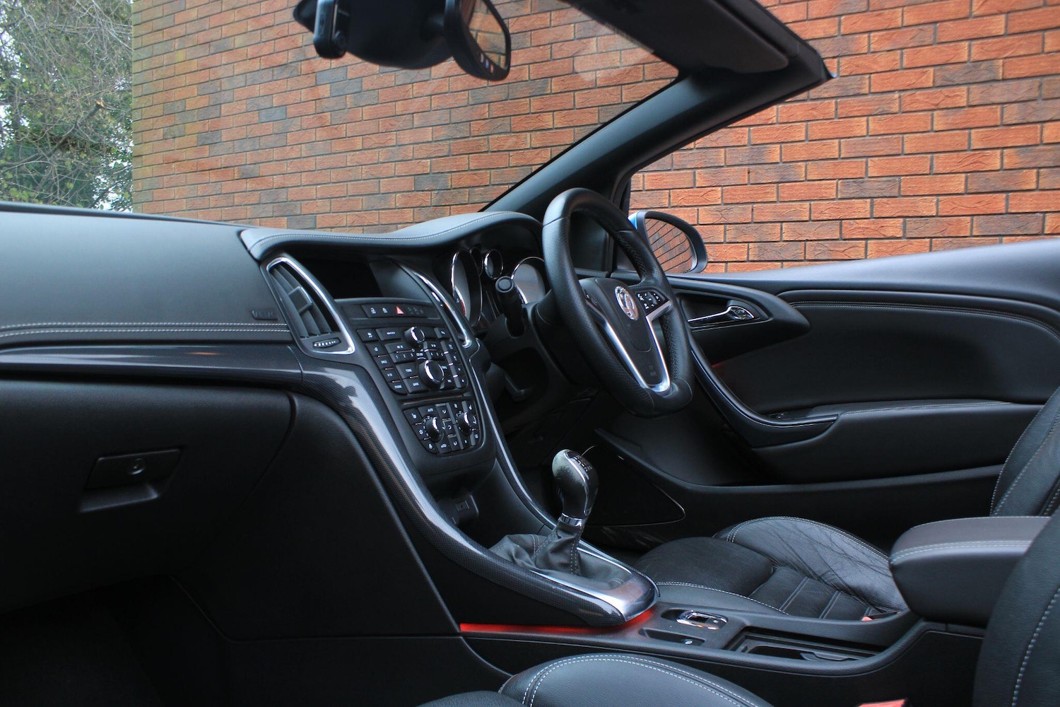 Used Vauxhall Cascada 2016 for sale - 77040558: Photo 17