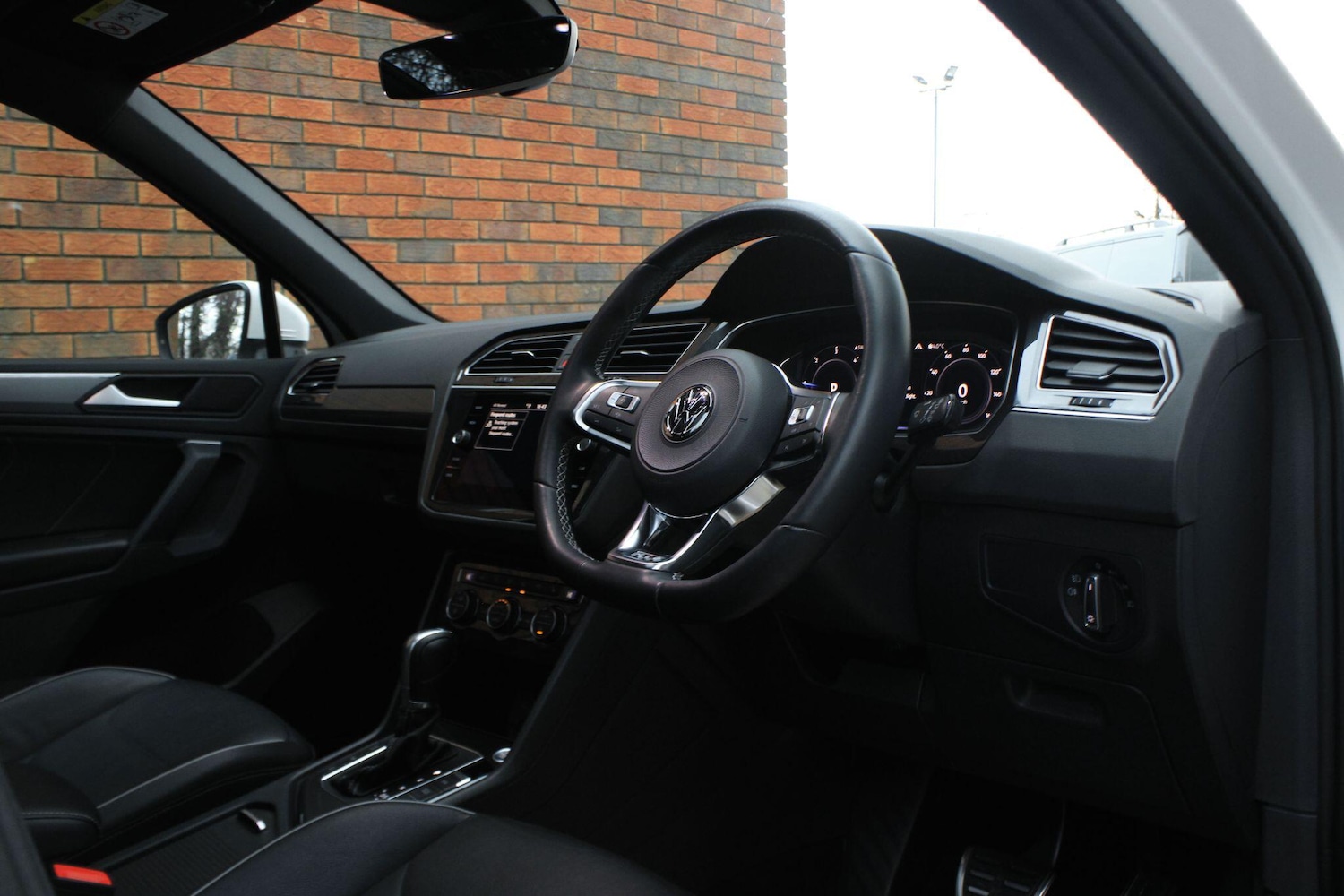 Used Volkswagen Tiguan for sale - 77597674: Photo 5