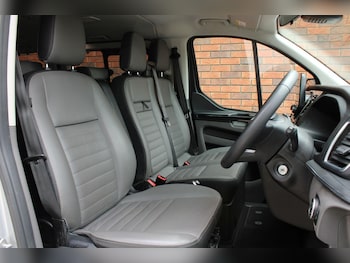 Used Ford Tourneo Custom 2022 for sale - 78585785: Photo