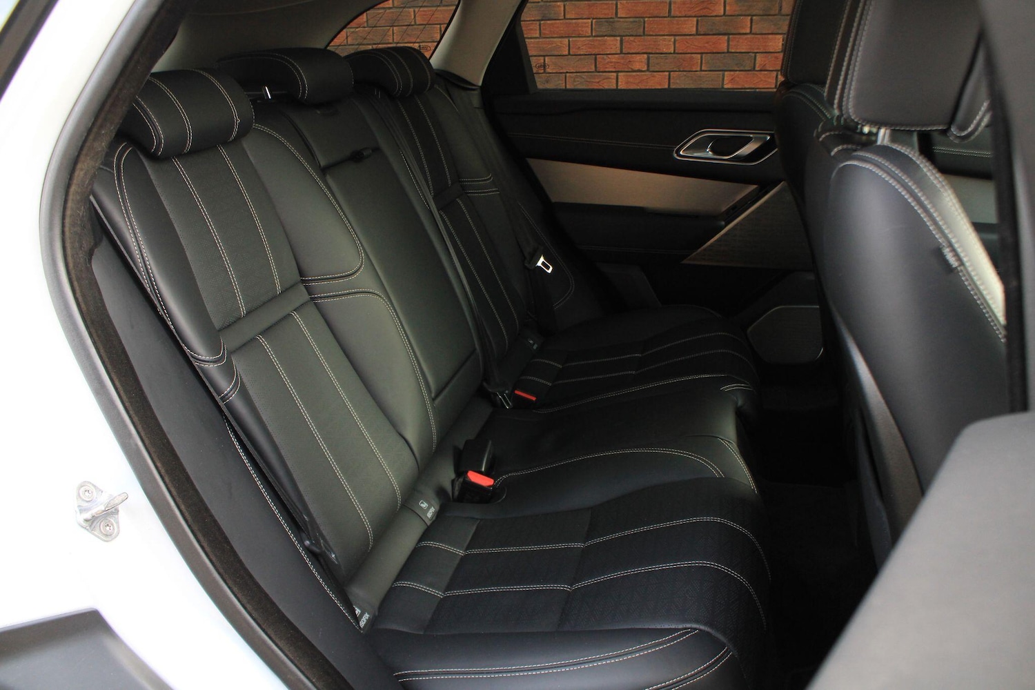 Used Land Rover Range Rover Velar 2017 for sale - 77611430: Photo 11