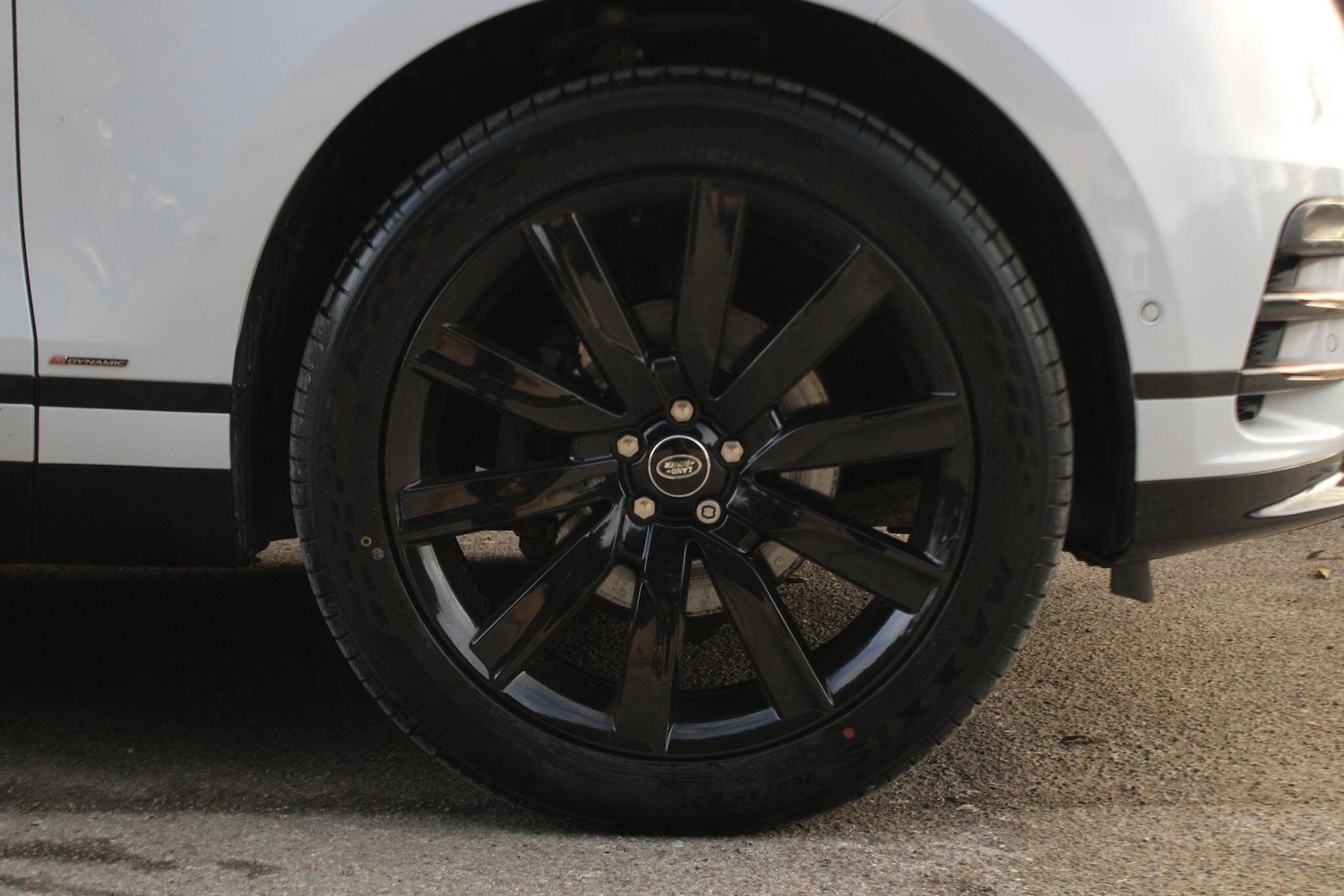 Used Land Rover Range Rover Velar 2017 for sale - 77611430: Photo 16