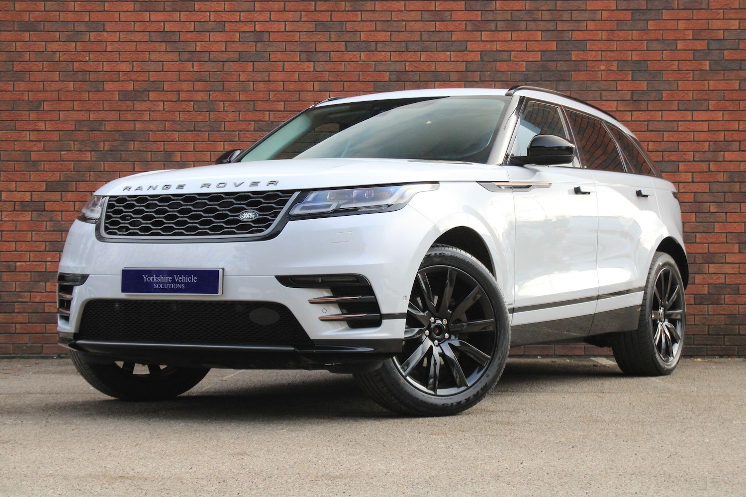 Used Land Rover Range Rover Velar 2017 for sale - 77611430: Photo 17