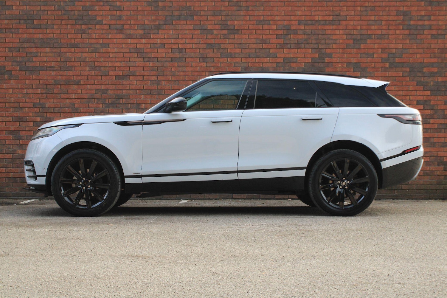 Used Land Rover Range Rover Velar 2017 for sale - 77611430: Photo 18