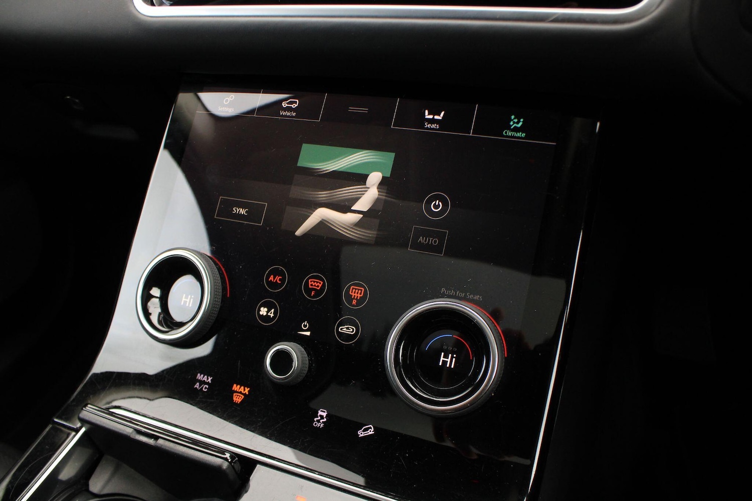 Used Land Rover Range Rover Velar 2017 for sale - 77611430: Photo 22