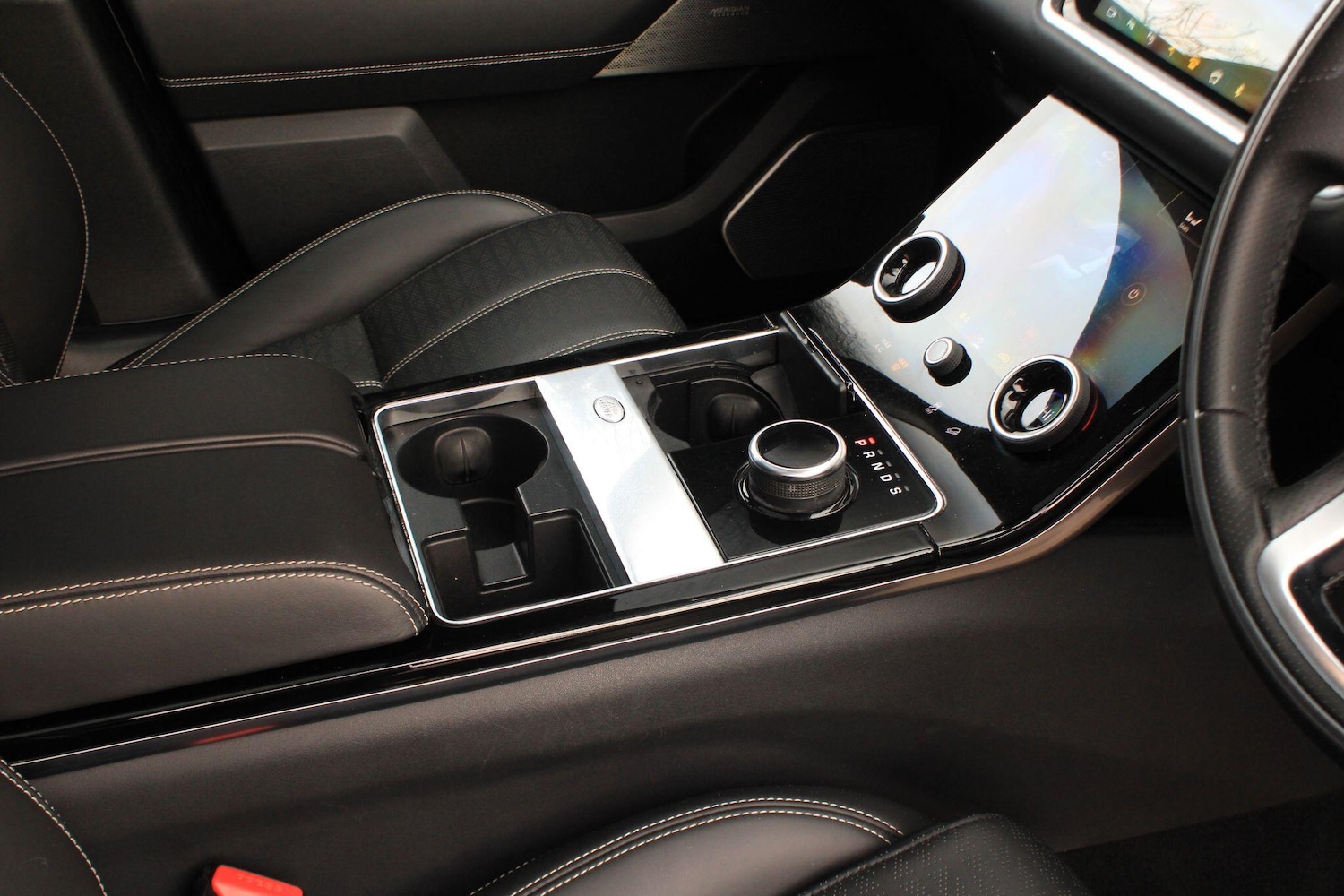 Used Land Rover Range Rover Velar 2017 for sale - 77611430: Photo 25