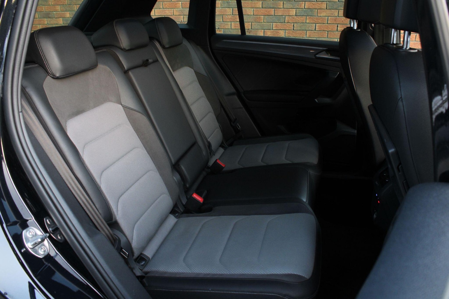 Used Volkswagen Tiguan for sale - 77738165: Photo 11