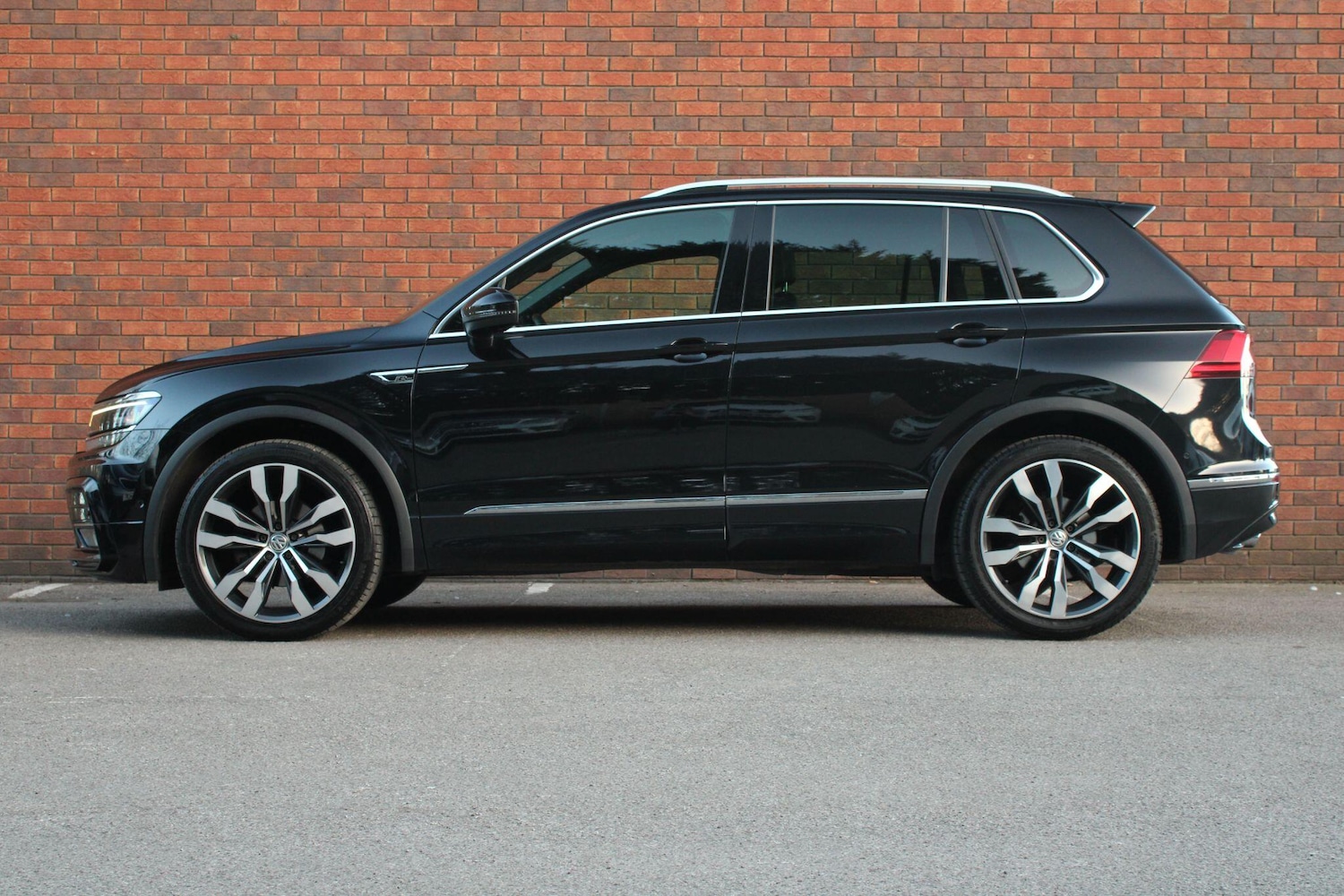 Used Volkswagen Tiguan for sale - 77738165: Photo 17