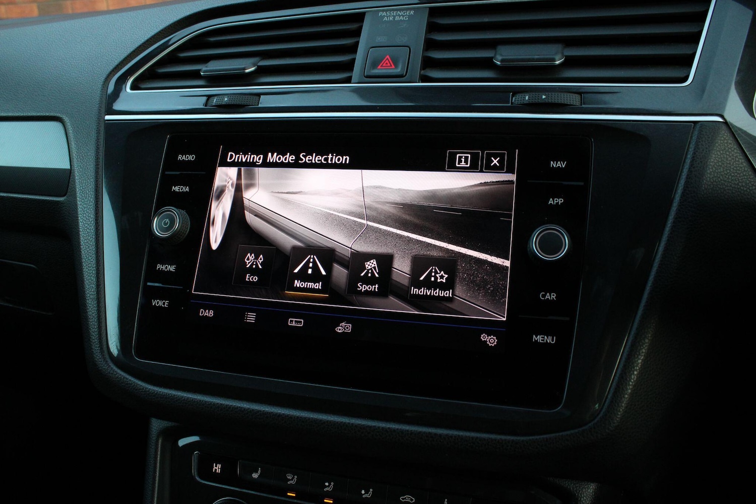 Used Volkswagen Tiguan for sale - 77738165: Photo 29