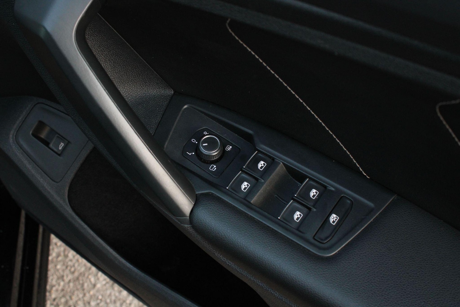 Used Volkswagen Tiguan for sale - 77738165: Photo 34