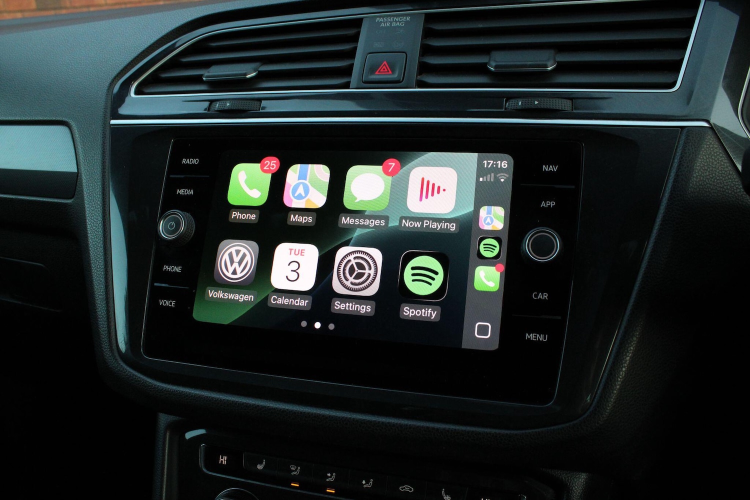 Used Volkswagen Tiguan for sale - 77738165: Photo 8