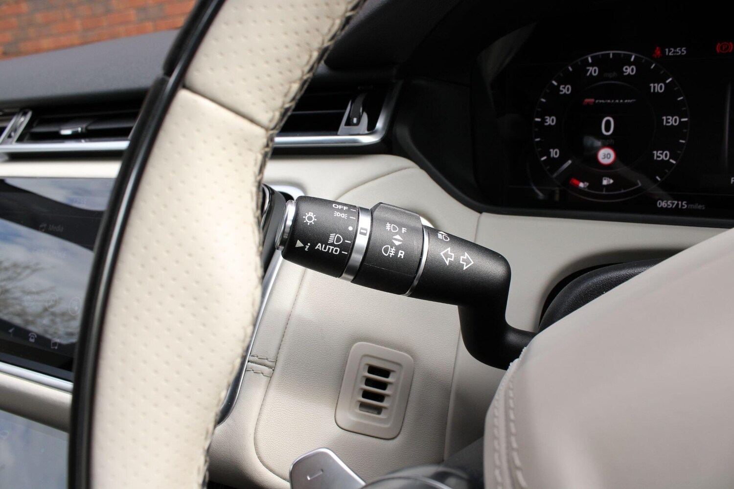 Used Land Rover Range Rover Velar for sale - 78033636: Photo 35