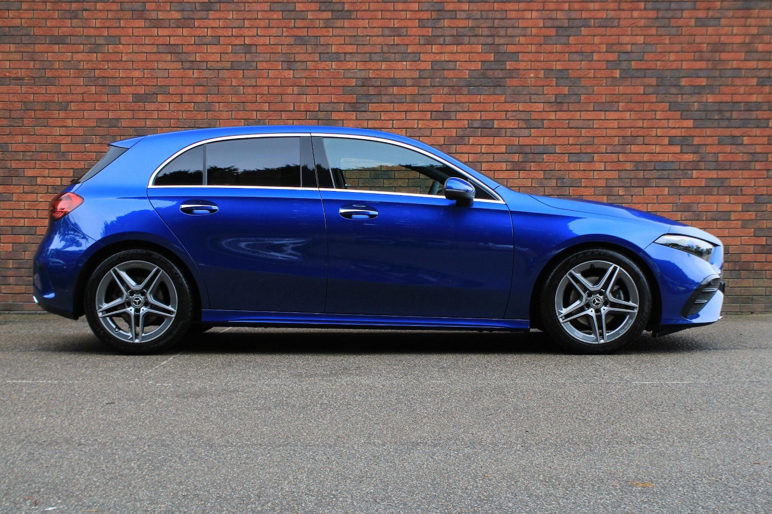 Used Mercedes-Benz A-Class 2024 for sale - 76260432: Photo 2