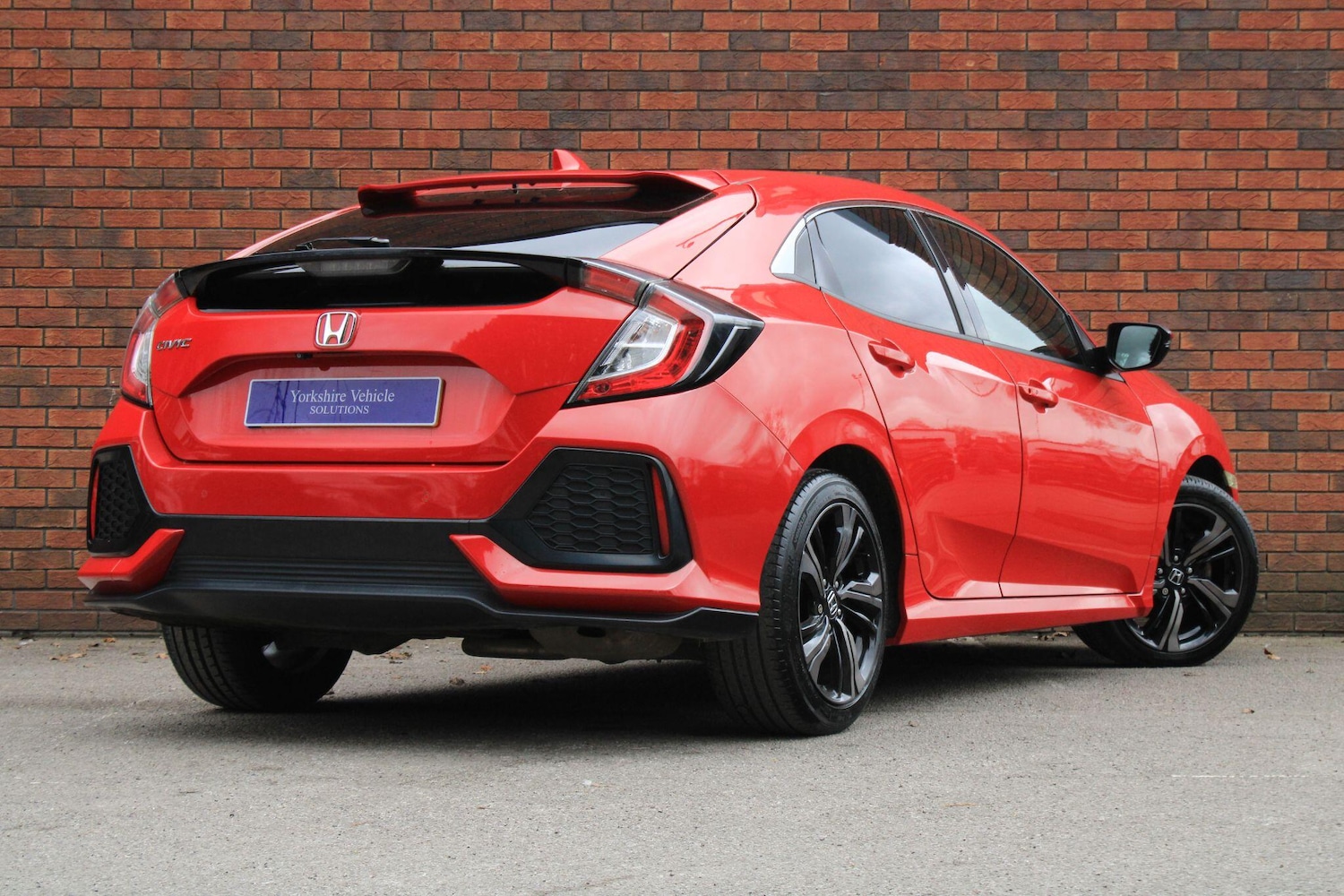 Used Honda Civic 2018 for sale - 77612660: Photo 18