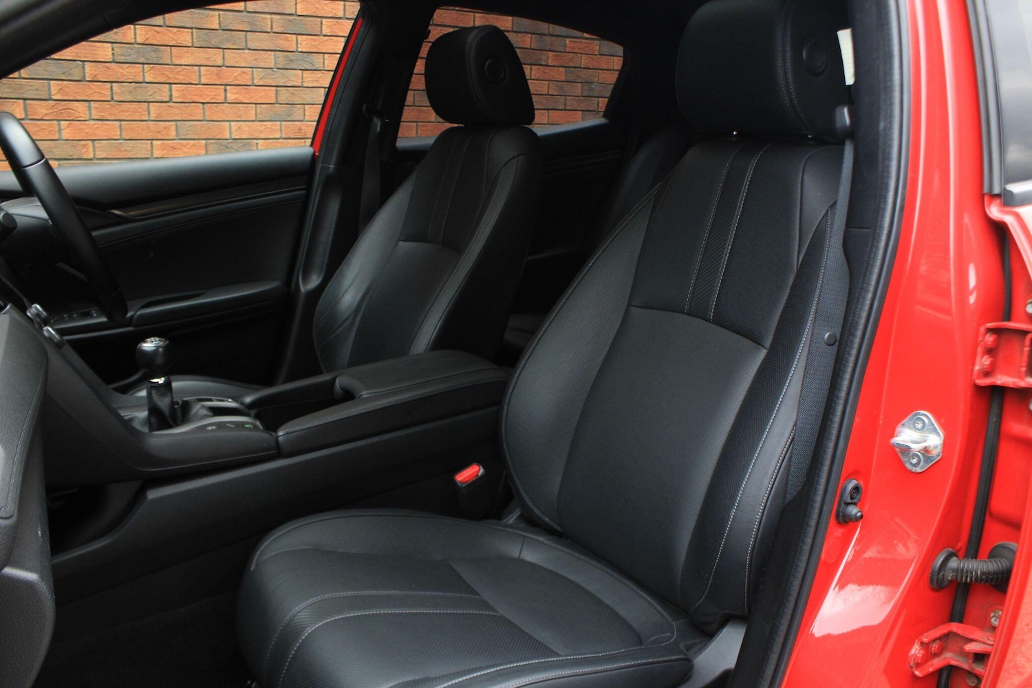 Used Honda Civic 2018 for sale - 77612660: Photo 19