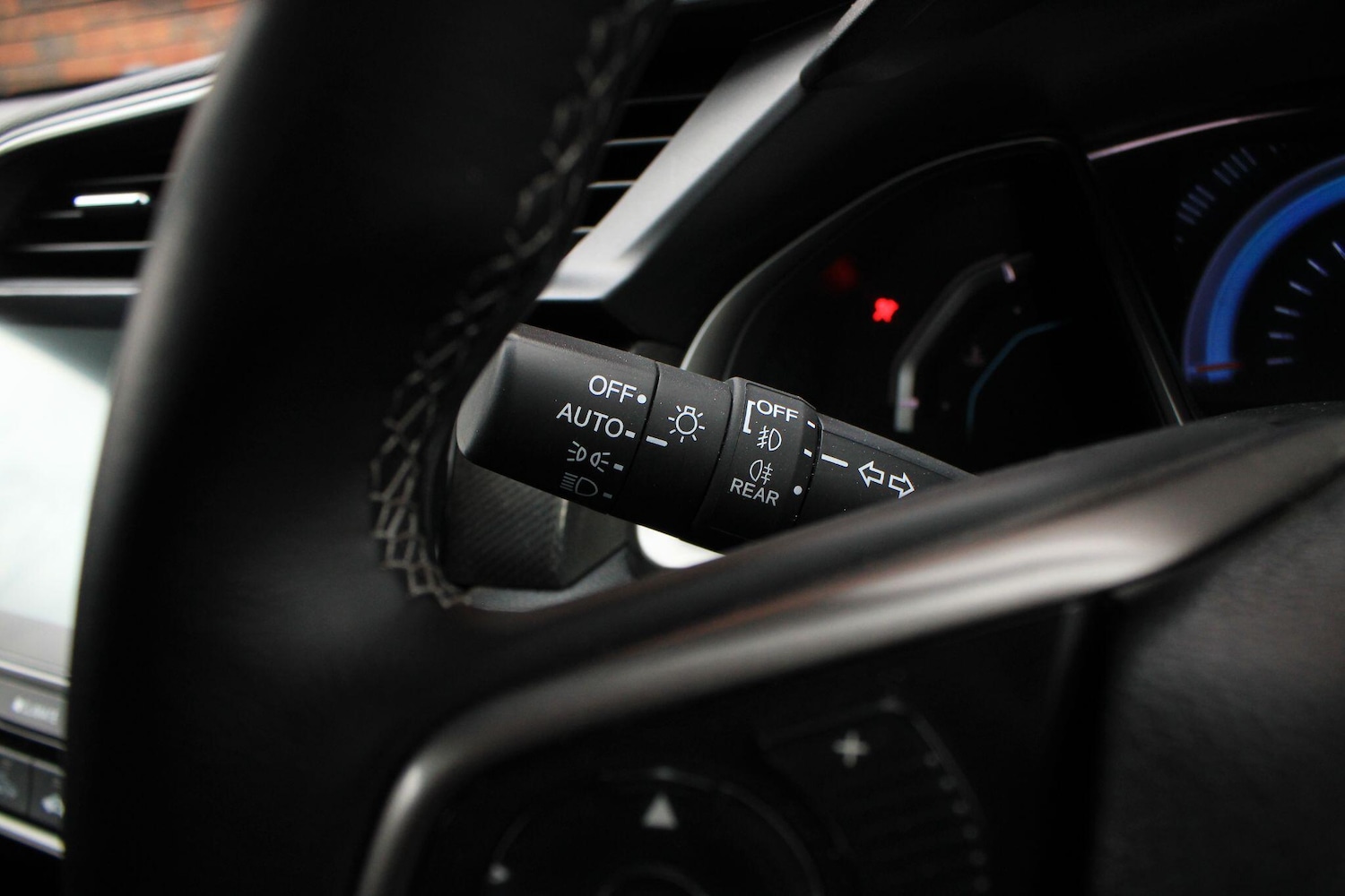 Used Honda Civic 2018 for sale - 77612660: Photo 34