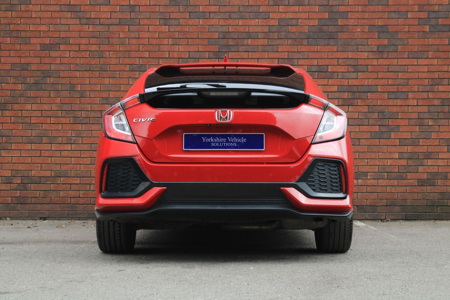 Used Honda Civic 2018 for sale - 77612660: Photo 39