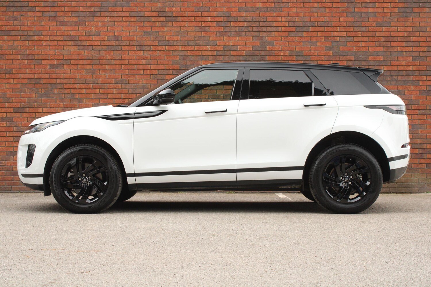 Used Land Rover Range Rover Evoque 2024 for sale - 78101093: Photo 17