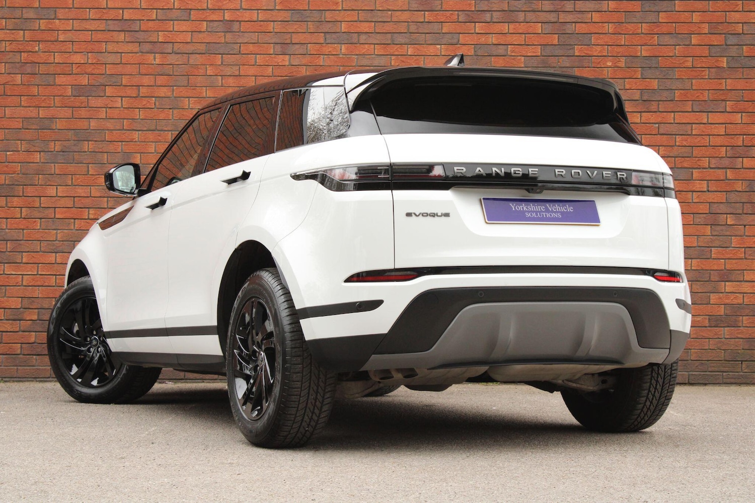 Used Land Rover Range Rover Evoque 2024 for sale - 78101093: Photo 3