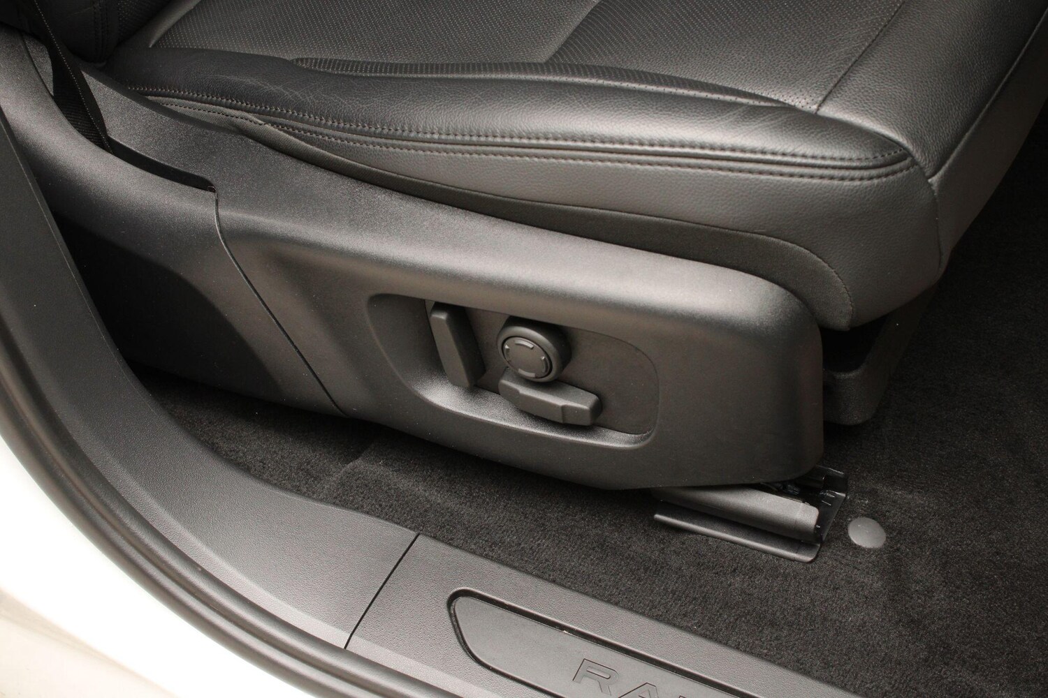 Used Land Rover Range Rover Evoque 2024 for sale - 78101093: Photo 33