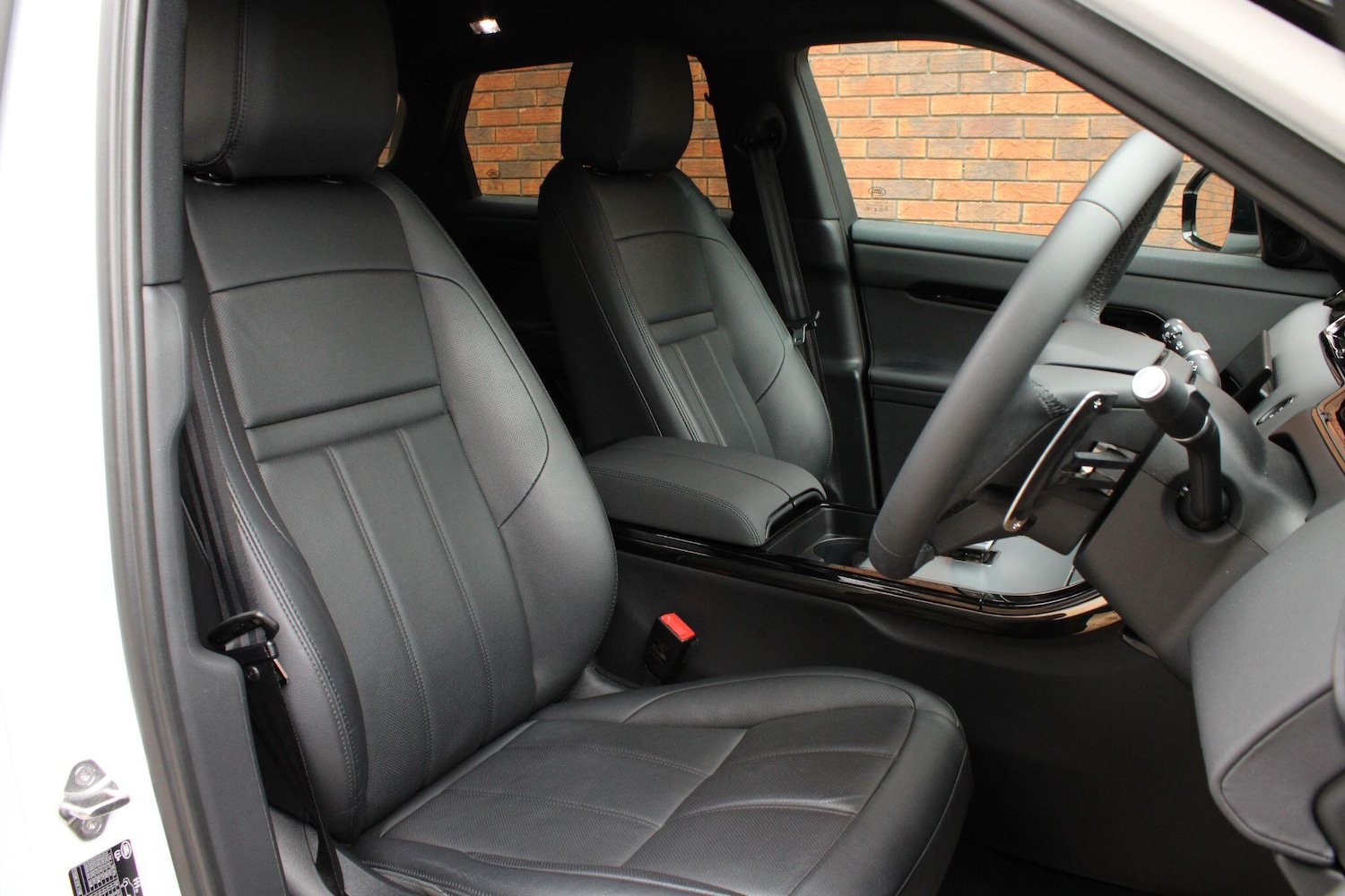 Used Land Rover Range Rover Evoque 2024 for sale - 78101093: Photo 4