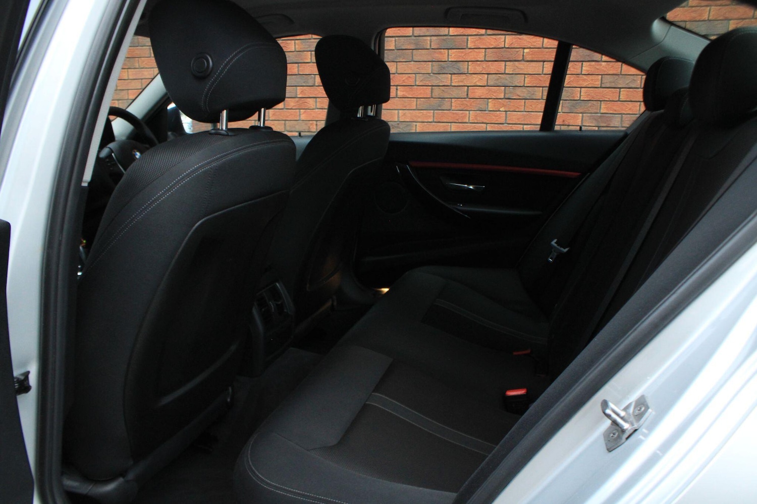 Used BMW 3 Series 2015 for sale - 76270116: Photo 19