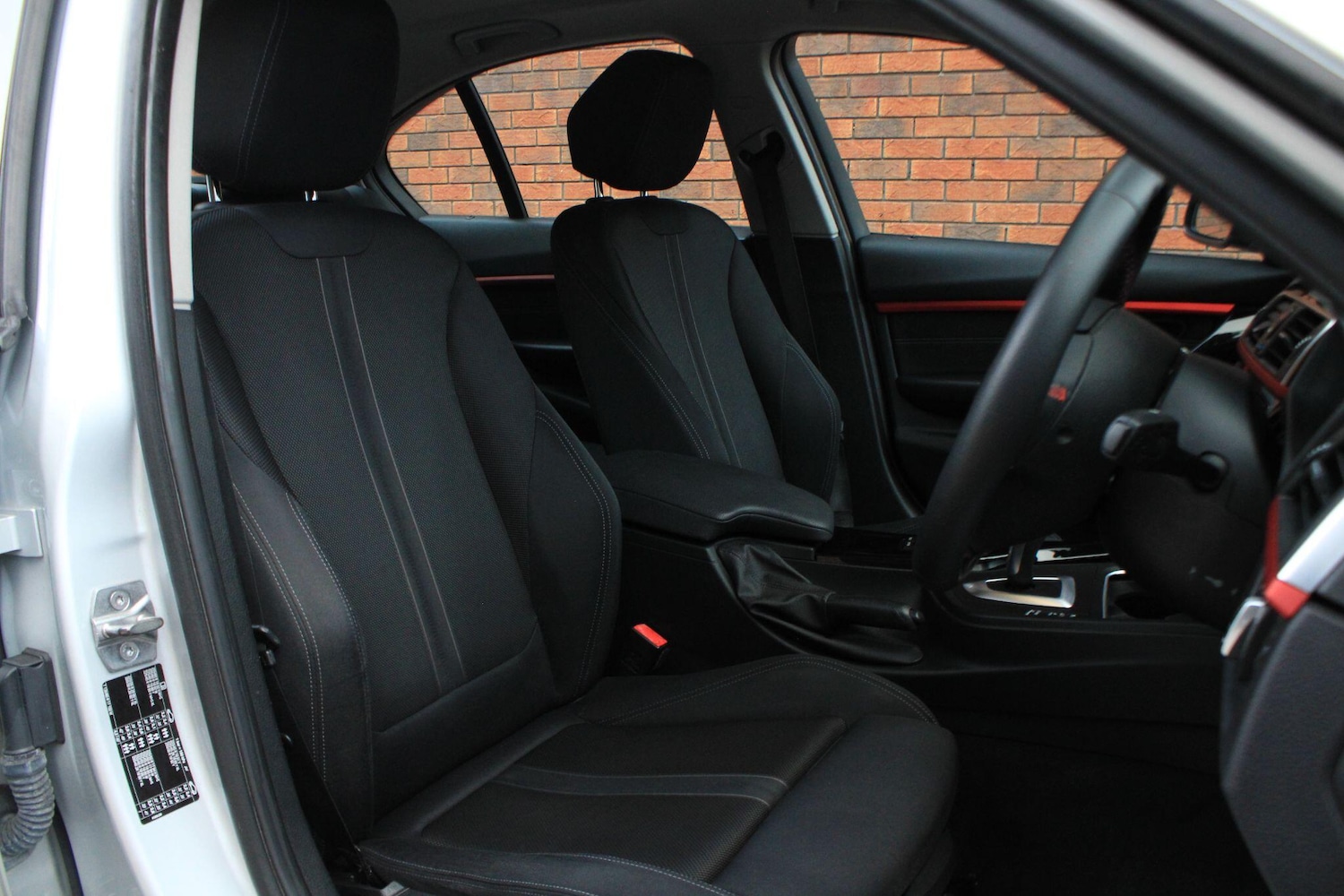 Used BMW 3 Series 2015 for sale - 76270116: Photo 4