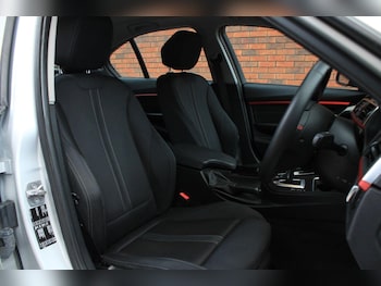 Used BMW 3 Series 2015 for sale - 76270116: Photo 4