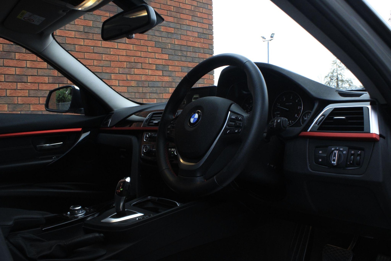 Used BMW 3 Series 2015 for sale - 76270116: Photo 5