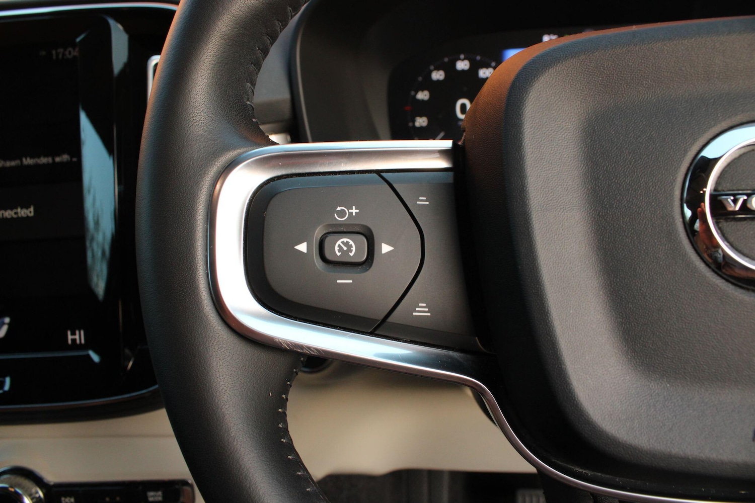 Used Volvo XC40 2018 for sale - 78033598: Photo 28