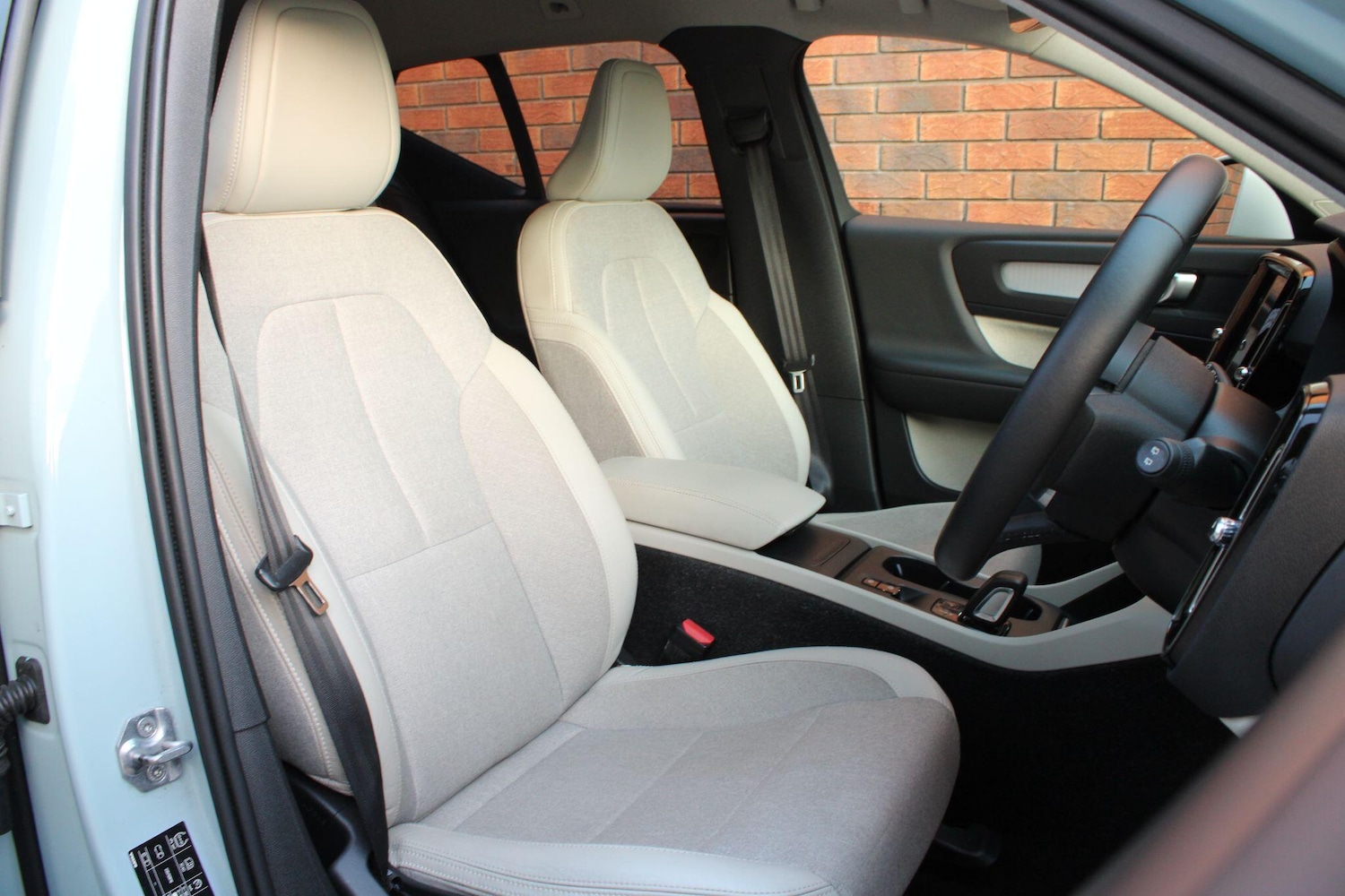 Used Volvo XC40 2018 for sale - 78033598: Photo 4