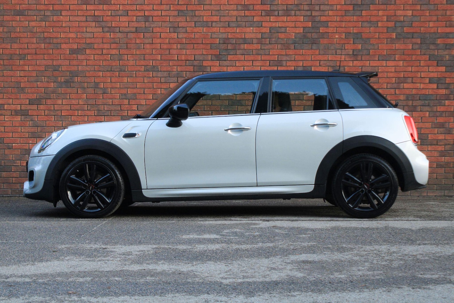 Used MINI Hatch 2020 for sale - 76786790: Photo 15