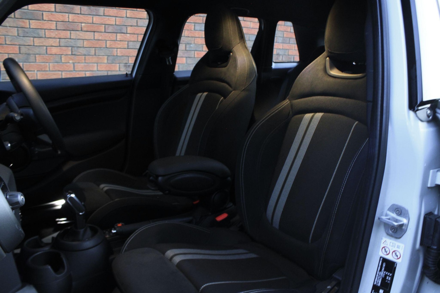 Used MINI Hatch 2020 for sale - 76786790: Photo 17