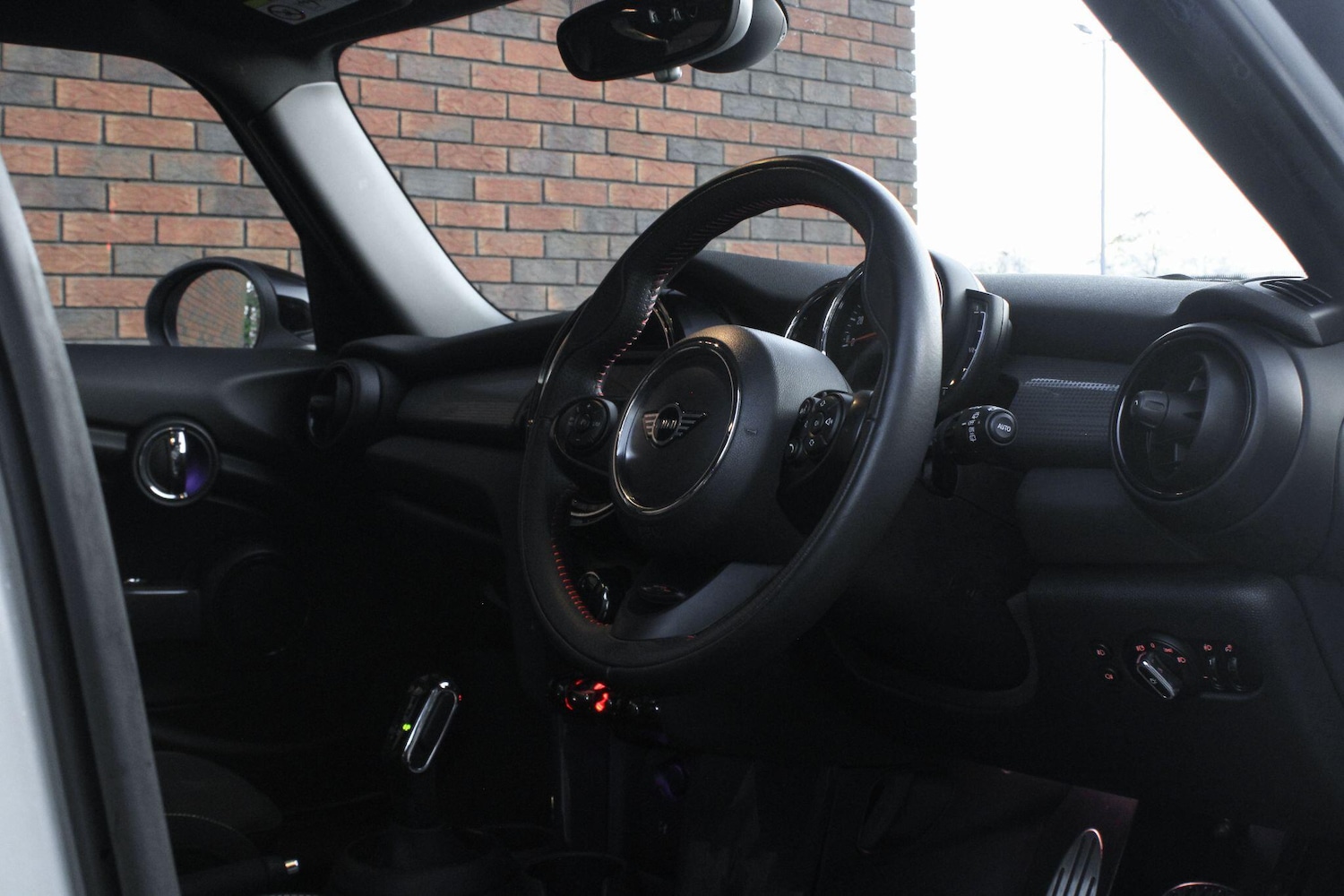 Used MINI Hatch 2020 for sale - 76786790: Photo 5