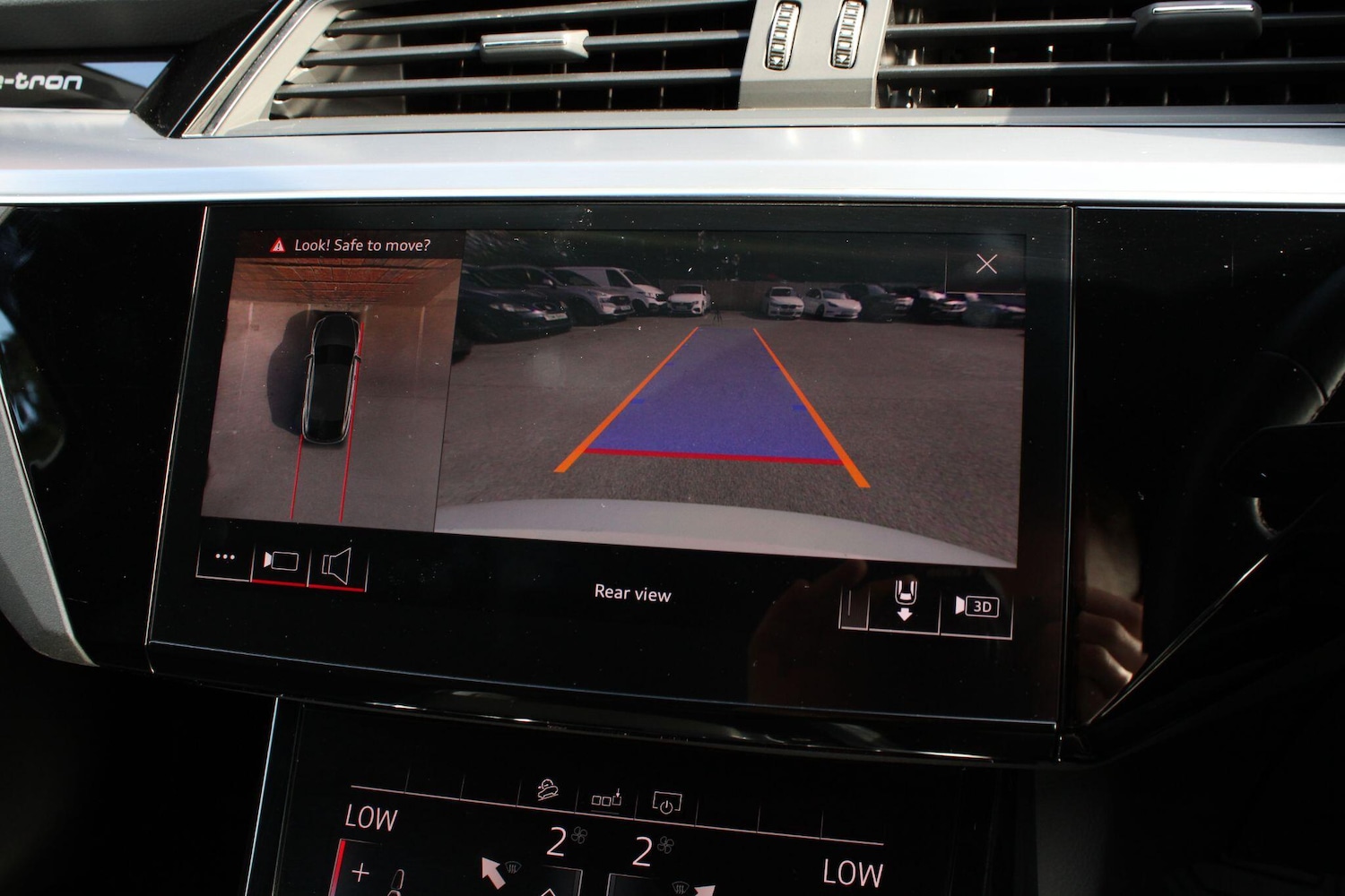 Used Audi e-tron 2020 for sale - 78203870: Photo 15