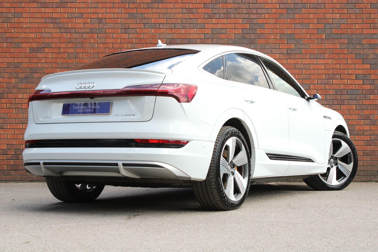 Used Audi e-tron 2020 for sale - 78203870: Photo 19