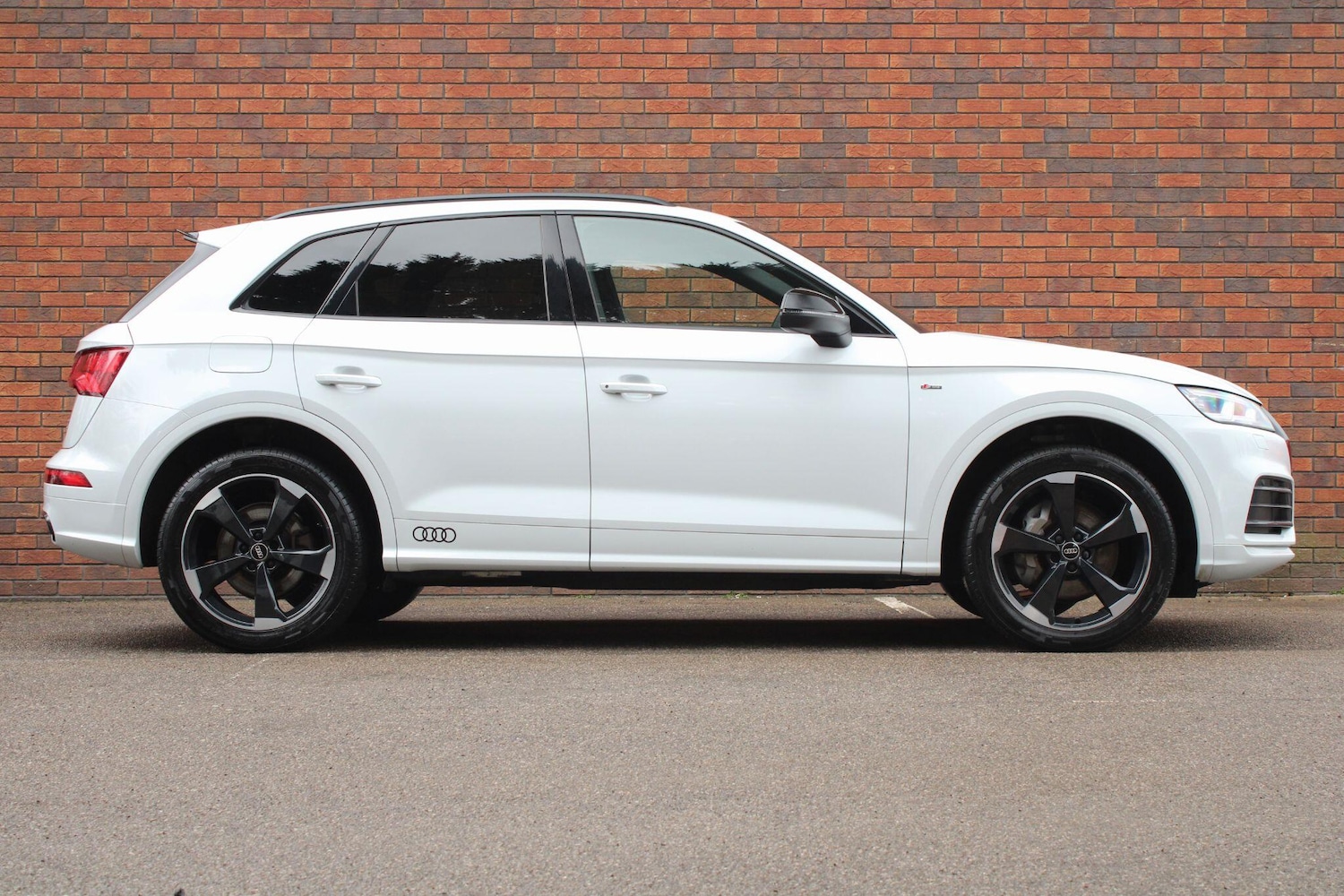 Used Audi Q5 2019 for sale - 78007022: Photo 2
