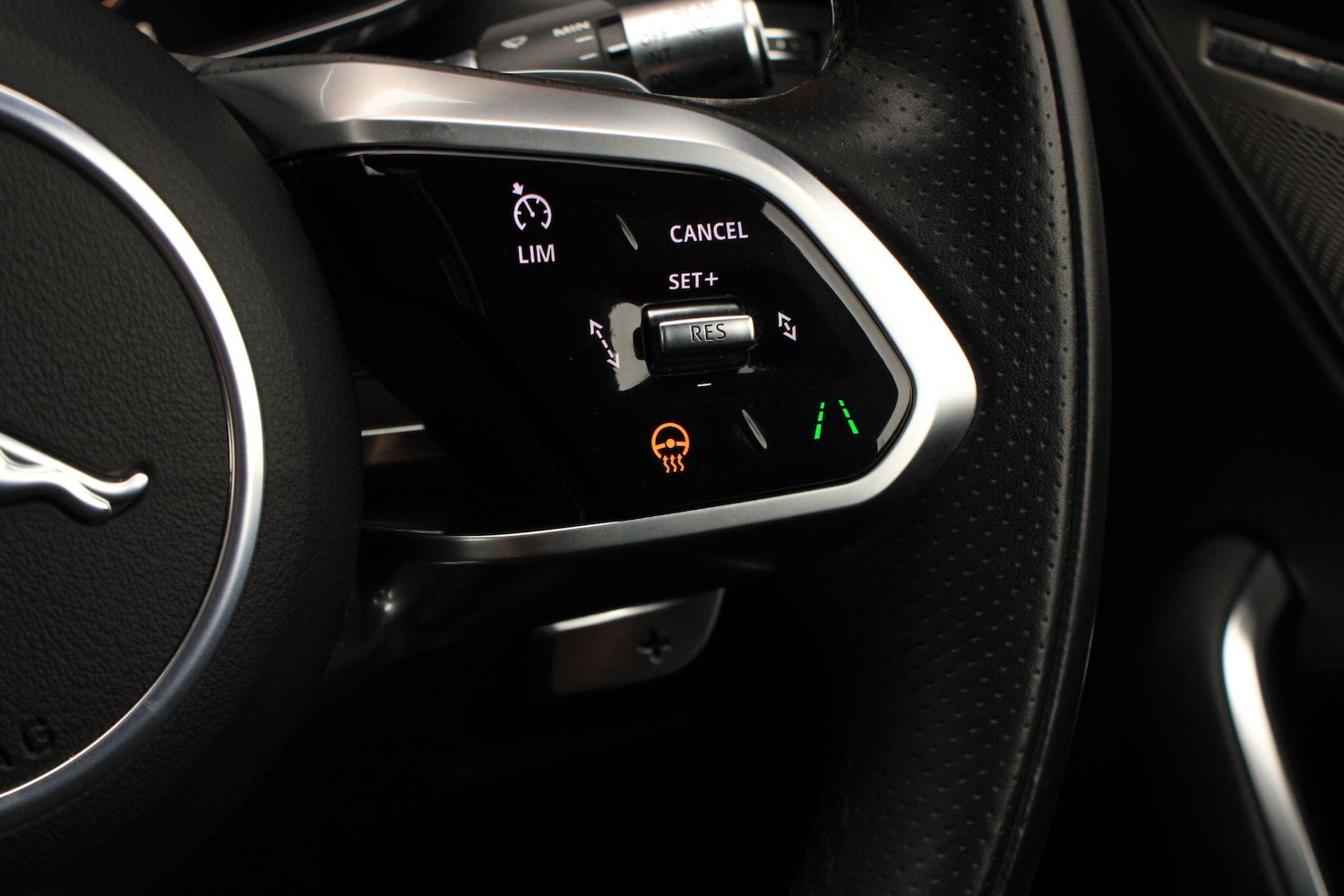 Used Jaguar F-Pace 2021 for sale - 77412043: Photo 25