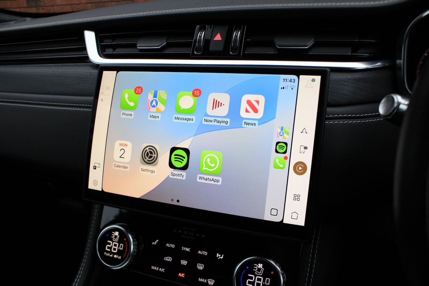 Used Jaguar F-Pace 2021 for sale - 77412043: Photo 8